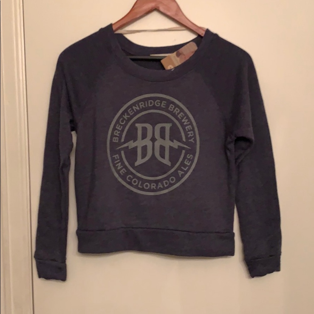 Women’s Breckenridge Brewery crew neck shirt small